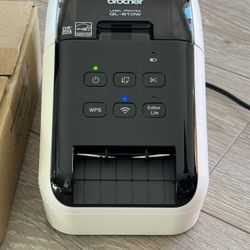 FS: Brother QL-810W Label Printer With Extras