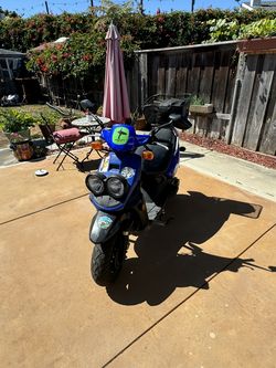 Yamaha scooter