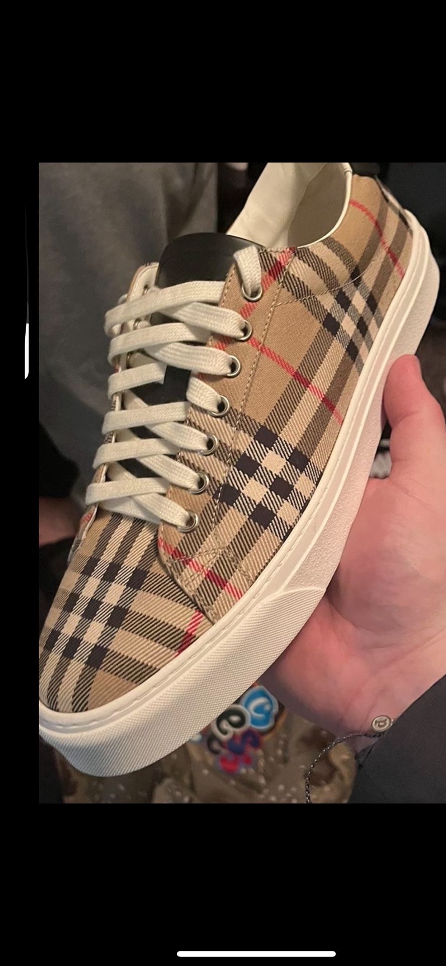 Burberry Shoes New !