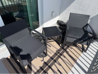 Patio table and chair
