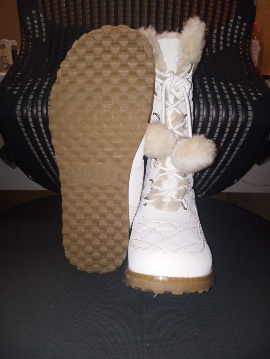 Mudd Fur Boots