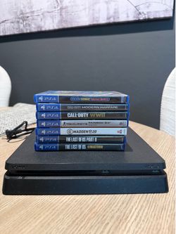 PlayStation 4 with 7 games