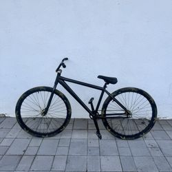29 Inc Throne Bike 