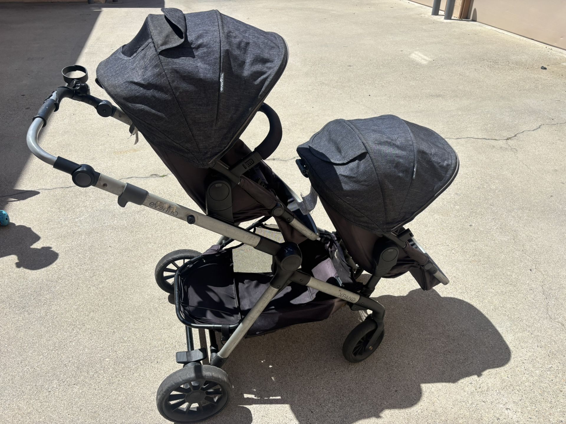 Even Flo Double Seater Stroller