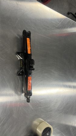 Nissan floor jack