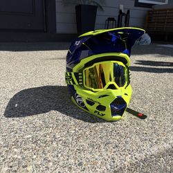 Fly Racing Kinetic Helmet with Goggles
