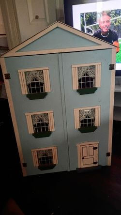 Doll house