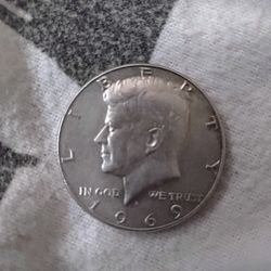 1969 Kennedy Half Dollar 40 Percent Silver 