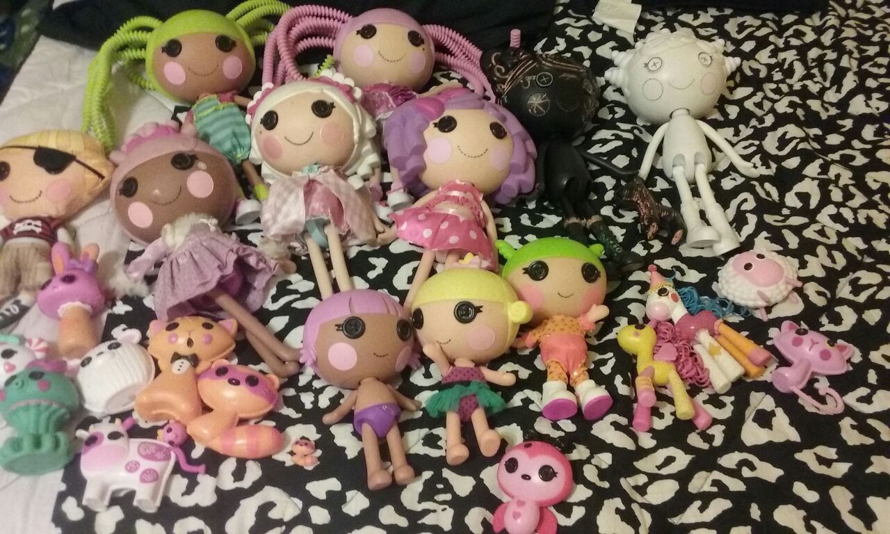 Lalaloopsy dolls