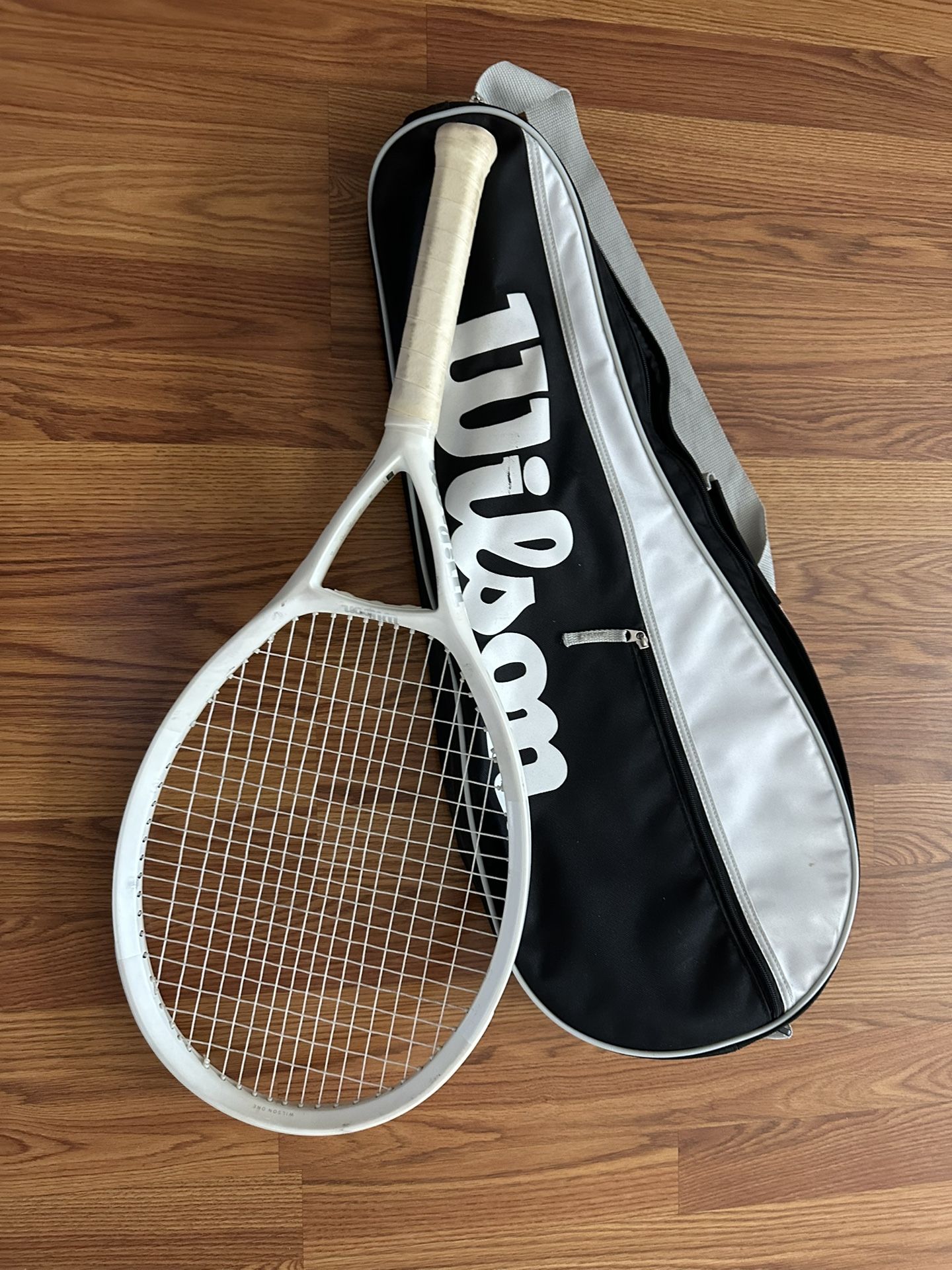 Wilson ONE tennis Racket