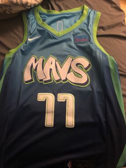 Luka Dončić Jersey