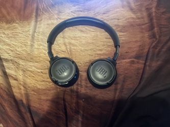 JBL Bluetooth Wireless Headphones