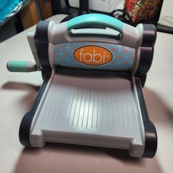 Sizzix Fabi Die Cutting Machine & Shapes

