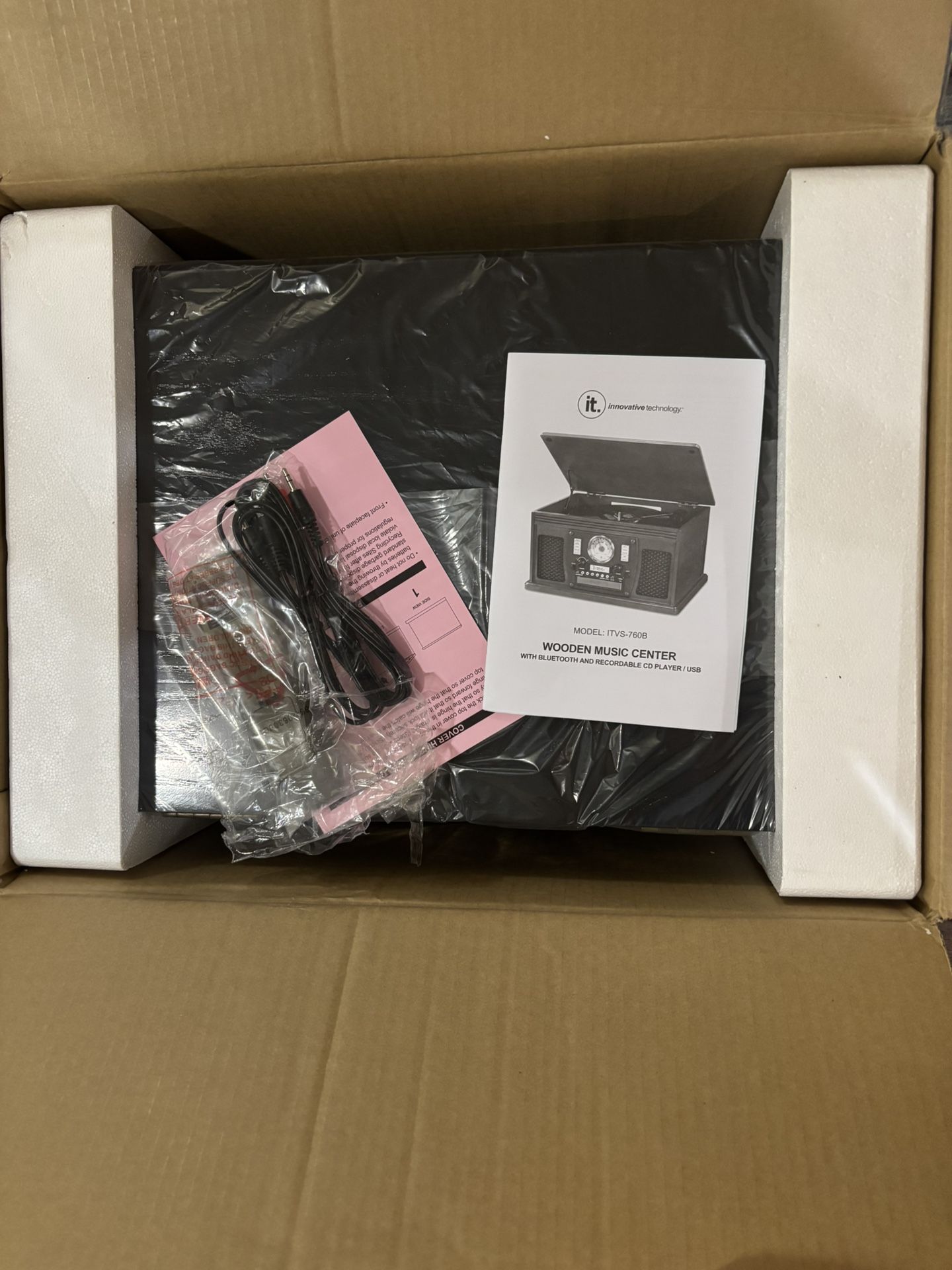 New Unopened Vintage Style Record Player