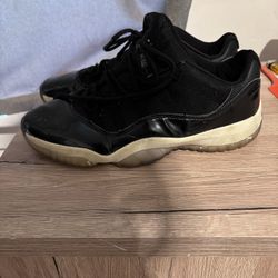 Jordan 11 Low Space Jam Size 10.5