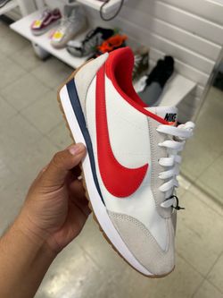 NIKE - SZ 7