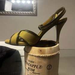 YvesSaintLaurent YSL HEELS  *rive Gauche * 