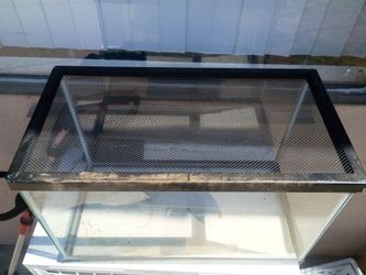 Pet tank