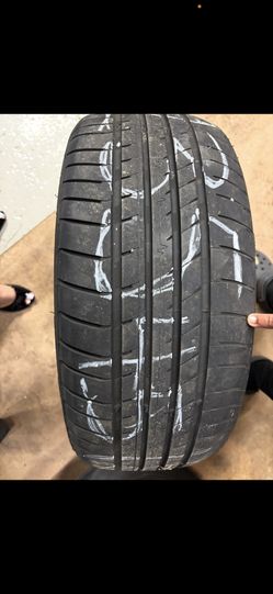 Used 235/45/18 Cosmo