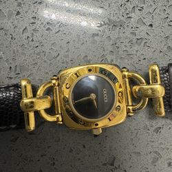 Gucci Vintage Horsebit Watch 6300L 
