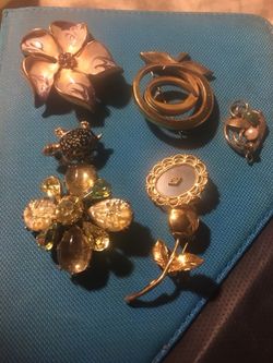Vintage brooches