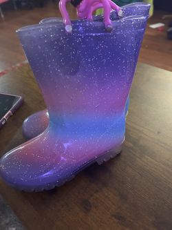 Light Up Rain Boots 