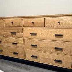 Room&Board 72” 10-drawer dresser White Oak