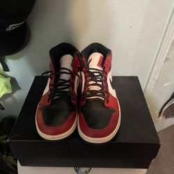 2 Michael Jordan’s Shoes & 1 Boots