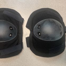 knee pad for work or play