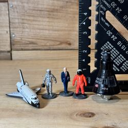1998 Hot Wheels Pack : John Glenn Great American Hero - Mercury 7 & SHUTTLE