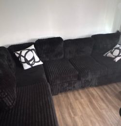 Black 2 piece sectional