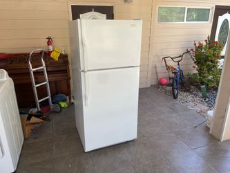 Magic Chef Fridge