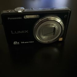 Cámara LUMIX 8x 14 Mega Pixels 