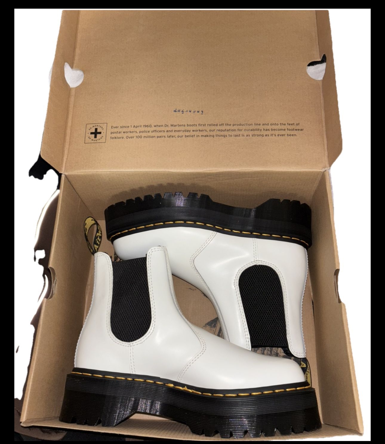 DR MARTENS WHITE QUAD BOOT SIZE WOMENS 8