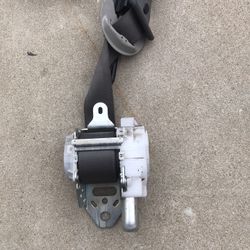 RIGHT SEAT BELT 2010-2015 TOYOTA PRIUS REGULAR 1.8