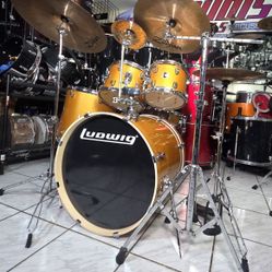 L.u.d.w.i.g Complete Drum Set 🥁  !! $600 Or Best Offer !!