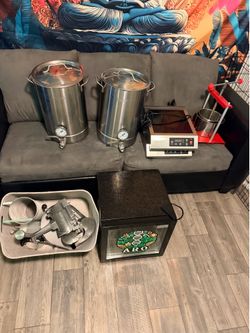Commercial portable stove tops, kettle pots, fruit press, mini fridge