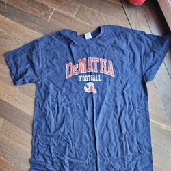 Champion DeMatha Tee
This basic tee is 100% cotton jersey with throwback athletic fit and relaxed shoulders.