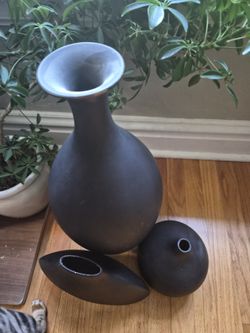 3 custom pots
