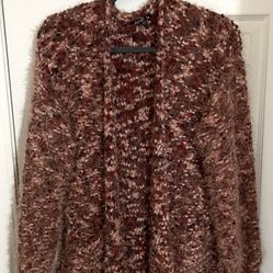 Stylish and warm wool cardigan