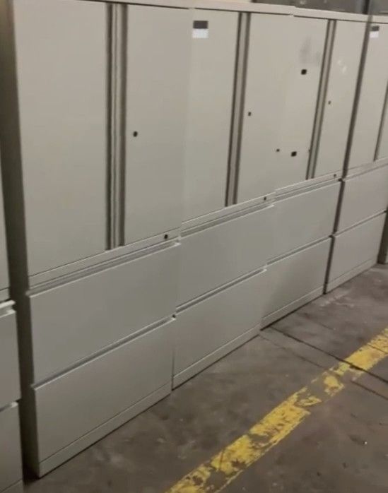 ( 3 in 1 ) COMBO SUPPLY STORAGE CABINETS *can deliver*