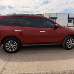 2014 Nissan Pathfinder Sv