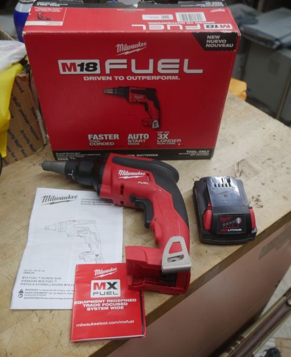 Milwaukee Fuel 2866-20 M18 Cordless Drywall Screwgun Drill Brushless W BATTERY