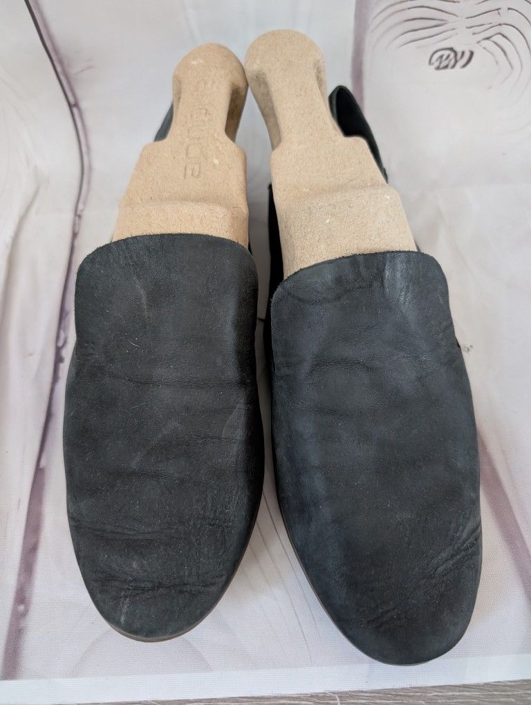 Lucky Brand Leather Flats Size 8.5