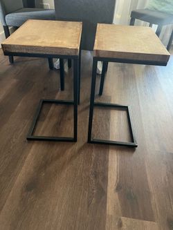 C-Table / Couch Table / Side Table