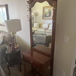 Entranceway Coat Rack With Drawer/Mirror