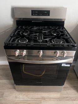 New gas stove