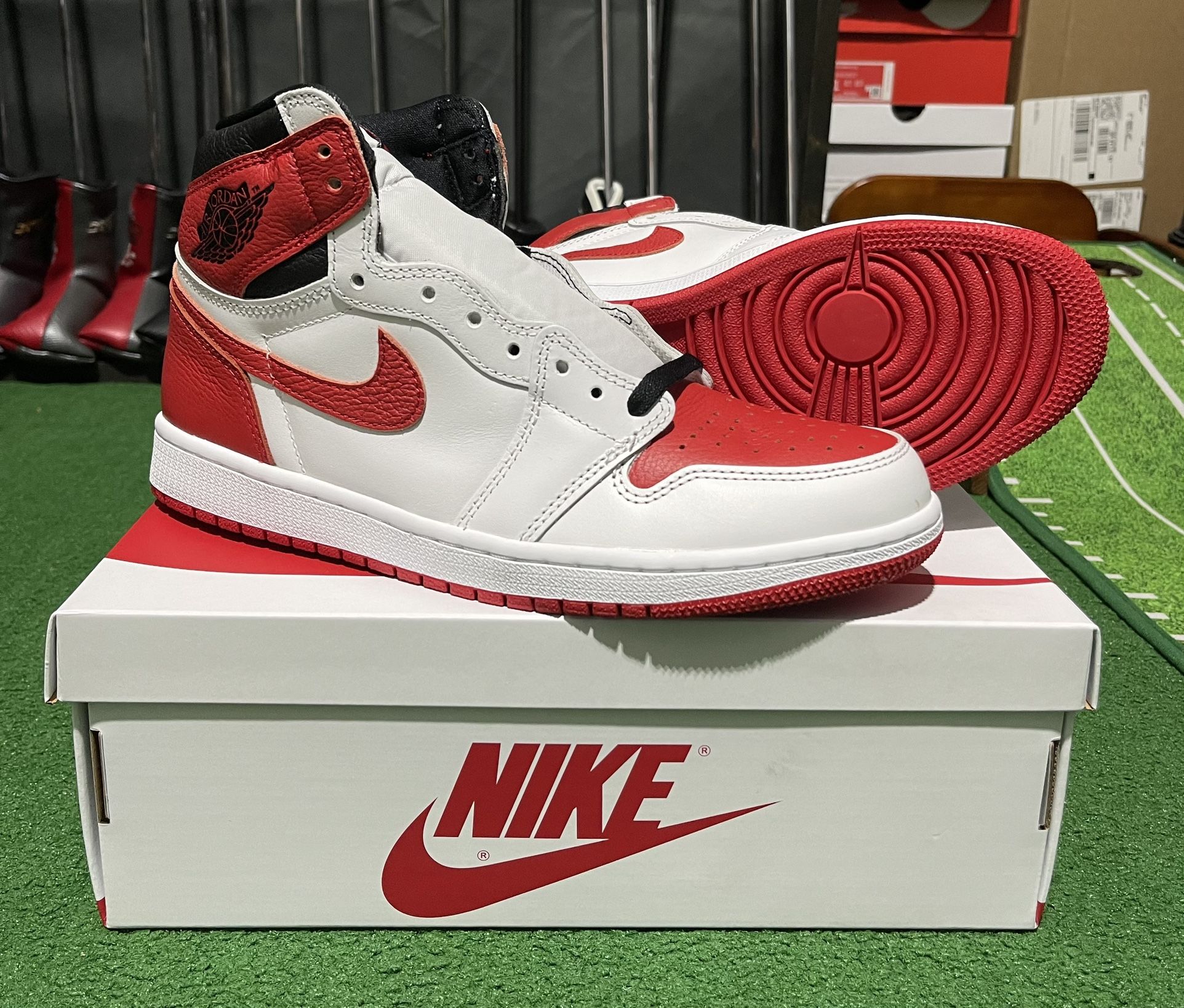 Jordan 1 Retro High OG - Heritage