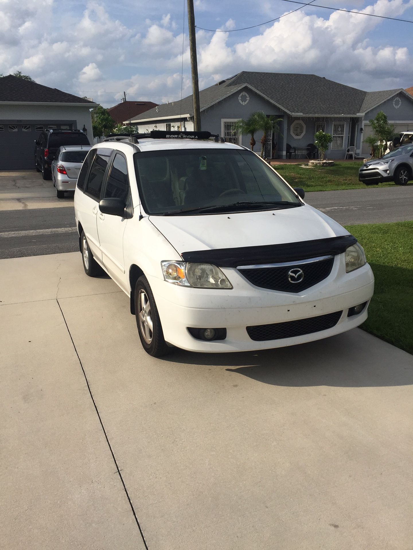 2002 Mazda MPV