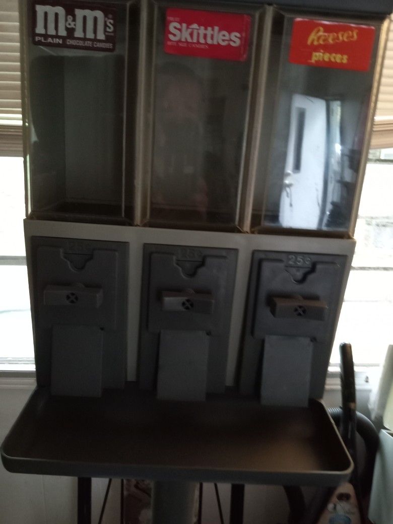 Triple Head Candy Machine Used 99.00